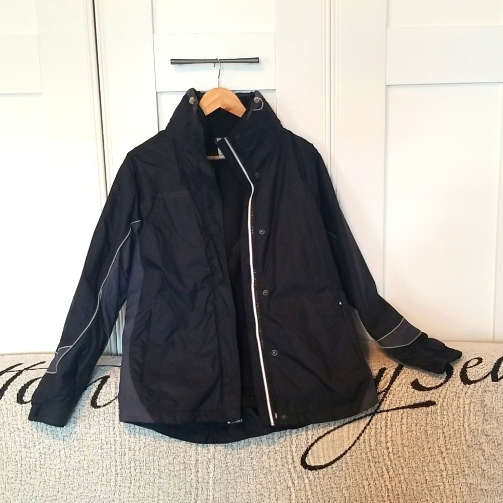 3 in 1 interchangeable Columbia winter coat.